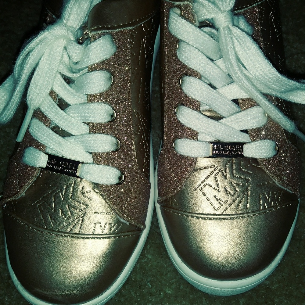 Michael Kors shoes - Picture 6 of 6